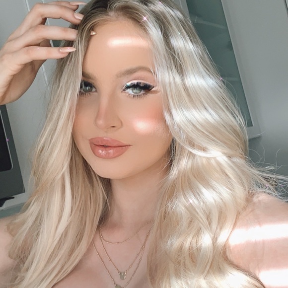 Meet your Posher, Krystal - Picture 1 of 1